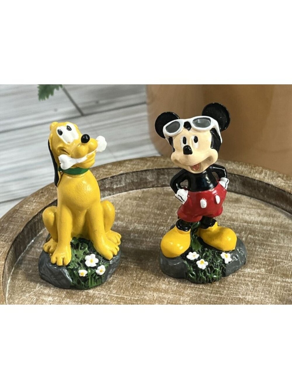 2pc Disney Crew Miniature Figures Garden Plant Decor Cake Figures Sz 2.5" Sk